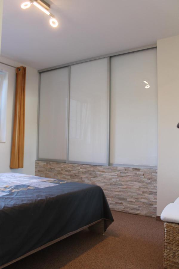 Au Lit De L'Ambleve Apartment Малмеди Екстериор снимка